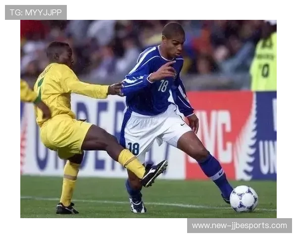 阿德里亚诺的传奇足坛之路从球衣背后的故事看他辉煌与坎坷的经历